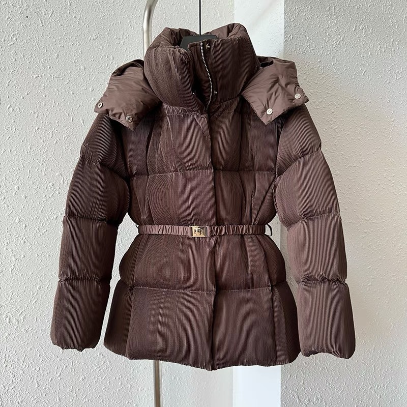 高品质羽绒服女短款收腰褶皱加厚修身显瘦90白鸭绒时尚大牌新款冬|undefined