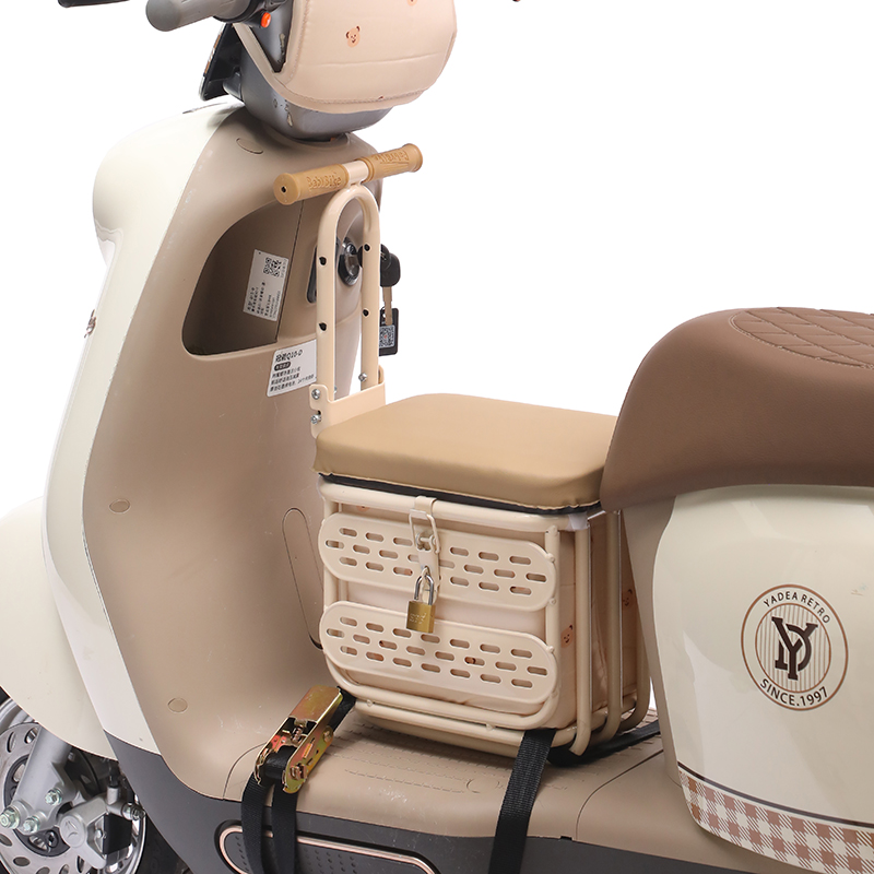 Suitable for Electric Vehicles, the Front Storage Box Can Be Used as a Universal Electric Vehicle Child Seat, Storage Basket, Seat, and Electric Vehicle Baby Seat