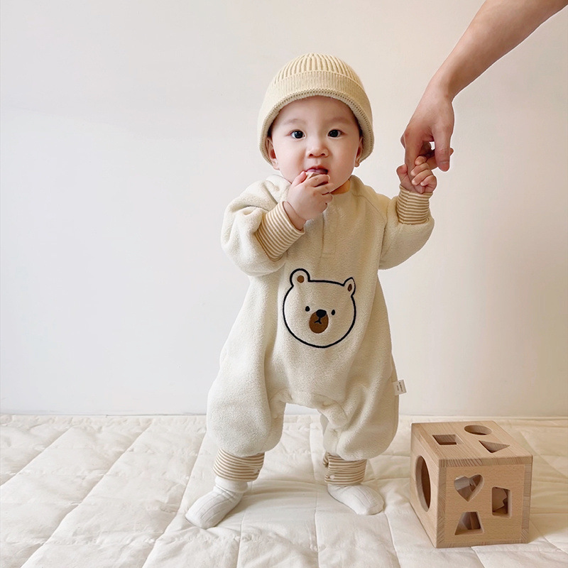 韓国の春の服の赤ちゃんの連体服はとても萌えています。|undefined