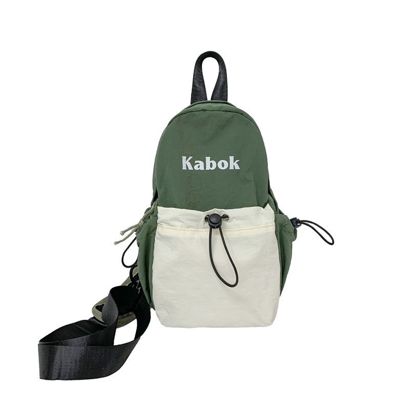 Nuevo bolso de pecho de pareja de moda para hombres y mujeres, bolso de hombro antisalpicaduras de color de contraste simple, bolso de mensajero fresco pequeño casual