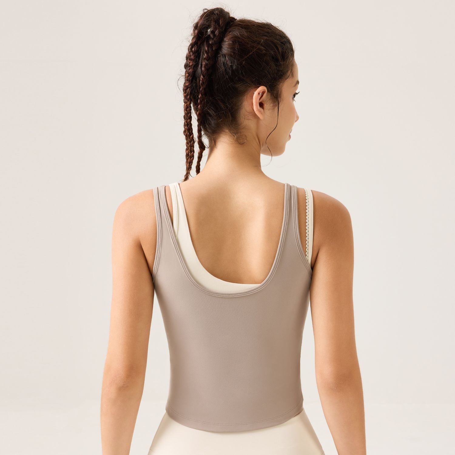 Chaleco deportivo sin mangas para primavera y verano con almohadillas en el pecho, adecuado para usar en capas o solo, con fruncido lateral en la cintura, conjunto adelgazante para mujer.