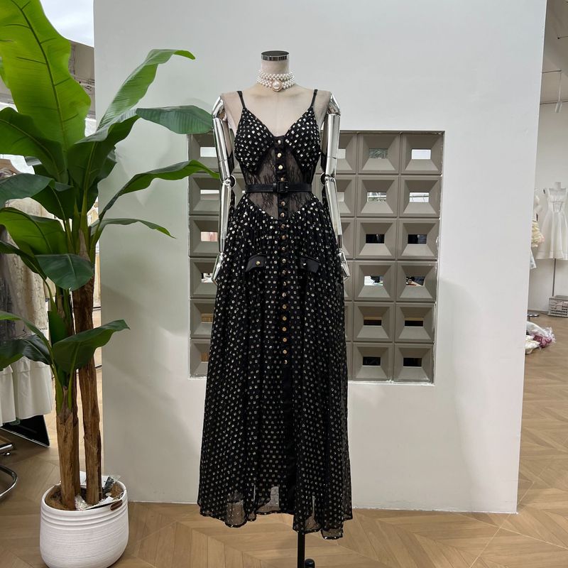 Amazon Lazy Royal Sister スリムフィット ハイエンド気質 ゴールドシルクブレスト ドットサスペンダー Vネック プリーツデザインドレス|undefined
