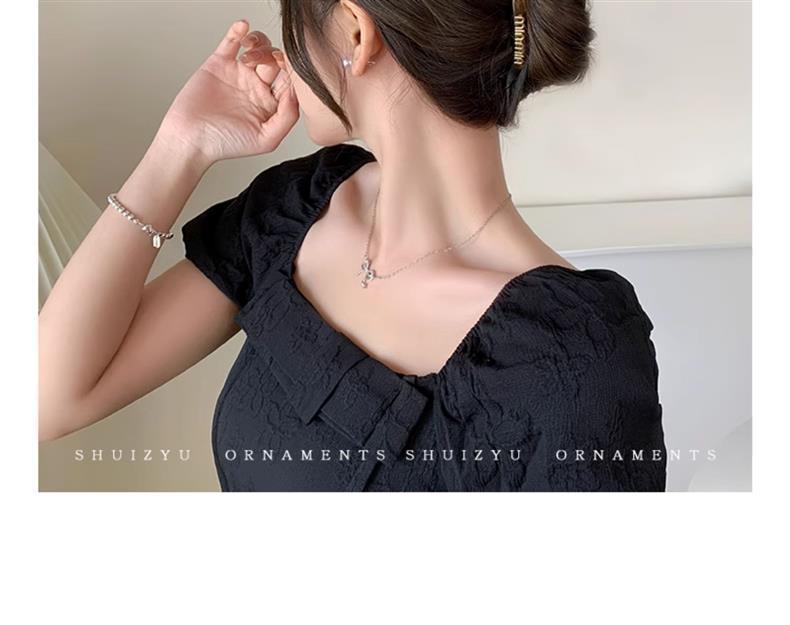 Übergroße Buchstaben-Kreuzklemme Hai-Clips Haarspange für volles Haar am Hinterkopf Premium-Haarschmuck Wholesale