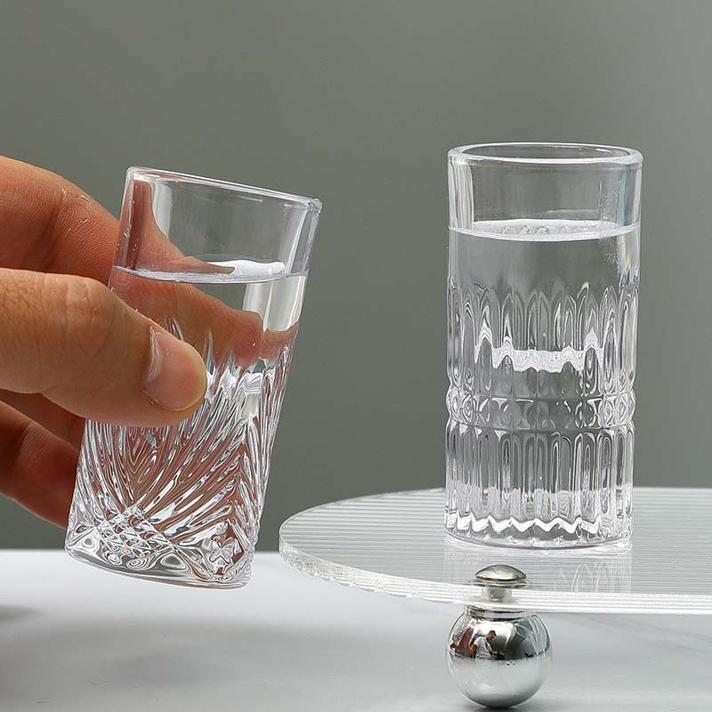 Vaso de vino doméstico de lujo ligero, vidrio grueso, copa de vino, copa de vino, copa de vino, copa de bala pequeña