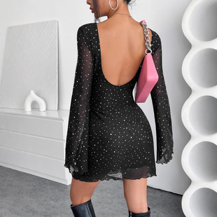 �W���羳���R�d2025�¿��Ůʿ��ɫ�W����Ƭ¶�������L���B��