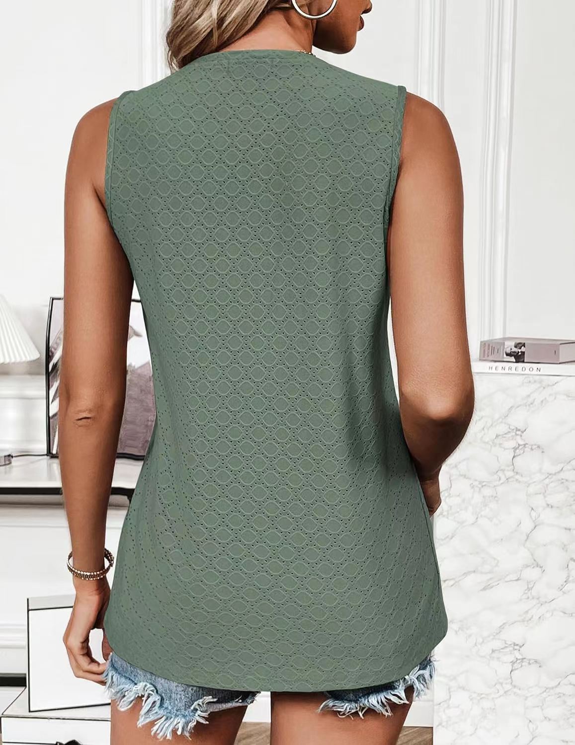 Women's Round Neck T-shirt For Spring And Summer Casual Wear_voghion.com