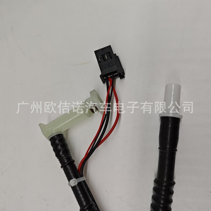 クロスボーダーの人気高品質燃料フィルターはベンツ203ガソリンフィルター2034701741に適用されます。|undefined