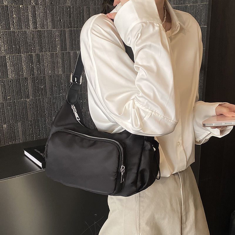 Bolso de gran capacidad para mujeres ocio simple 2026 nuevo bolso de mano bolso de viaje diario ligero bolso de nylon
