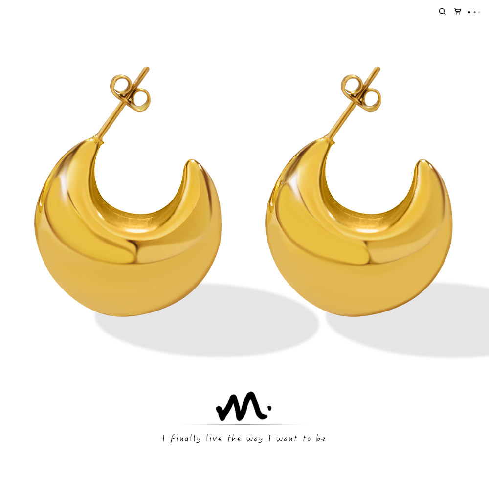 Europa y América ins Nueva joyería elegante no se desvanece estilo retro hueco pendientes en forma de C de titanio Chapado en acero 18K pendientes de oro real