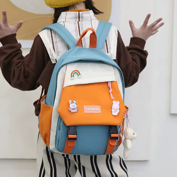 2022 New Kindergarten Backpack Small, Medium and Small Class Travel Small Schoolbag Primary School Students Junior High School Students Backpack