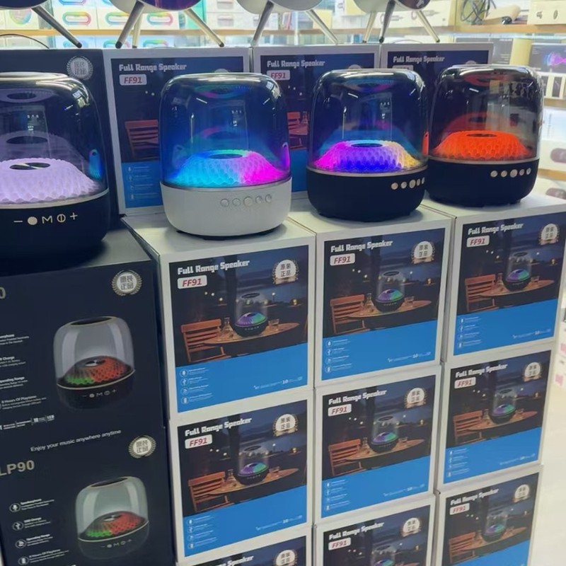 よく売れている瑠璃5無線bluetoothスピーカーのまぶしいライトのデスクトップの重いサブウーファの高品質の家庭のk歌のセットは歌を歌います。|undefined