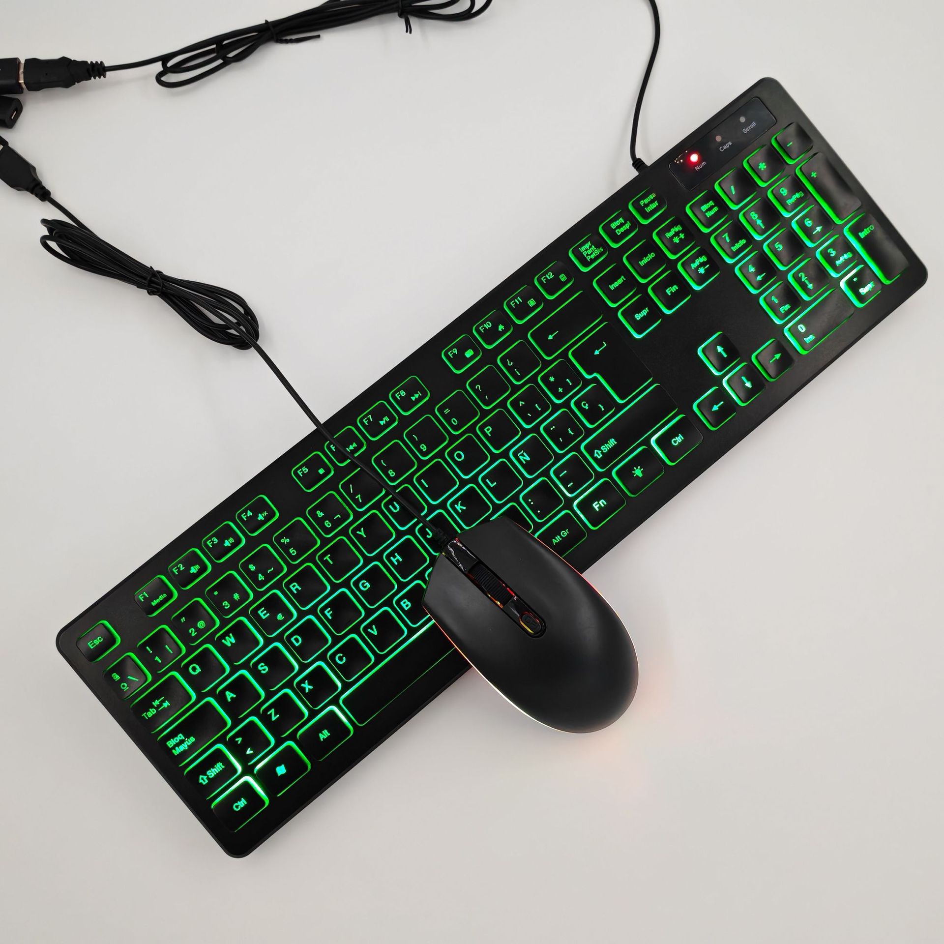 Комплект клавиатуры и мыши испанской версии с зеленым светом
