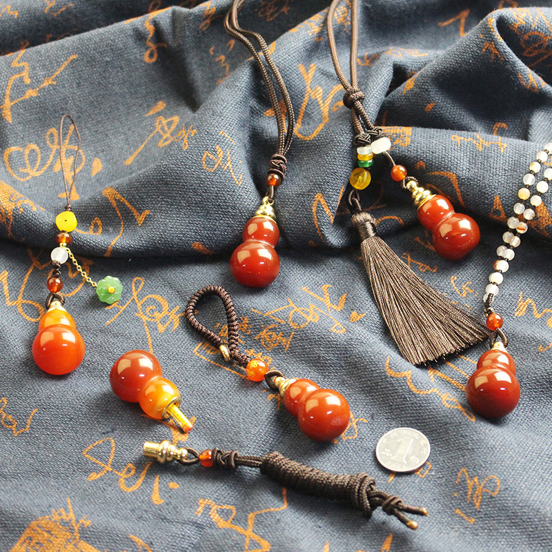 Natural Red Agate Hollow Openable Gourd Pendant with Cinnabar and Shurangama Mantra Perfume Keychain, Artistic Retro Style