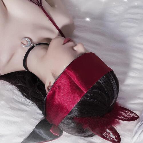 Cherry party blindfold, light-blocking, tie-able handcuffs, multi-purpose satin ribbon, black and red sexy eye mask, temptation