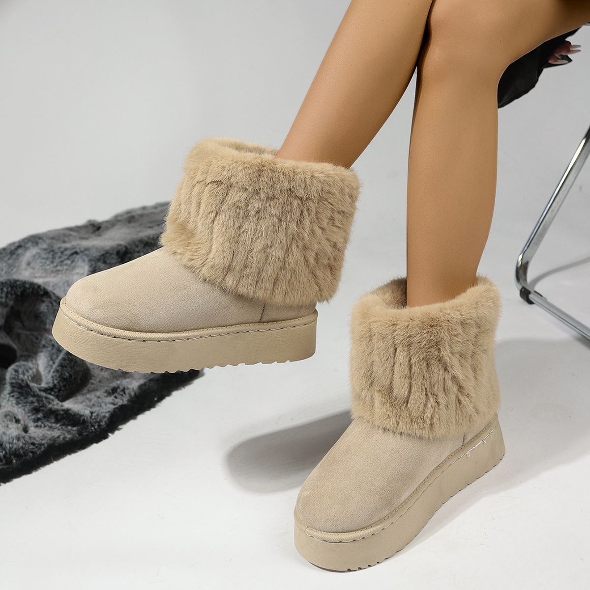 New thick bottom round head fur pants boots short Le network red casual all-match female snow boots_voghion.com