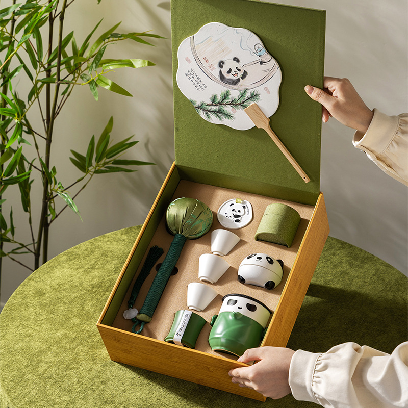 熊猫文创伴手礼成都特色纪念品送外国友人公司商务礼品礼盒送客户