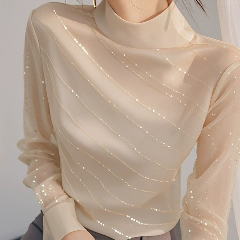 Новая популярная в этом году красивая маленькая рубашка французского темперамента топ светло-бежевого цвета с блестками с длинными рукавами женская модель летом