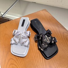 �W��վXJŮЬ26�ļ��r��荽z�I�����^���e���m����¸�һ�֎���Ь