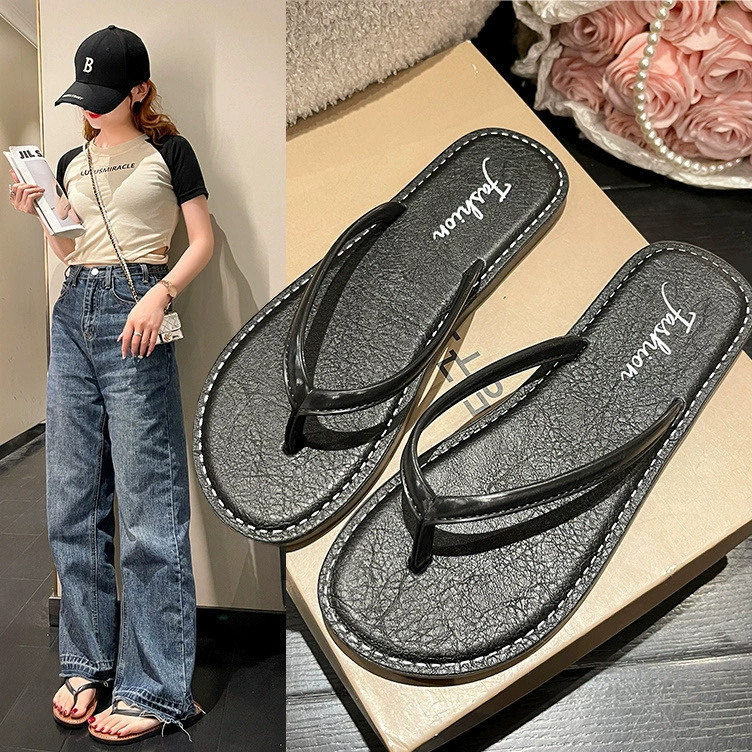 Новая летняя плоская нижняя женщина носит внешнее слово сетка красный пляж пальцы простой универсальный дышащий классический шлепанец оптом