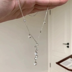 S925纯银清透葡萄串白水晶项链轻奢精致高级感小众设计流苏锁骨链