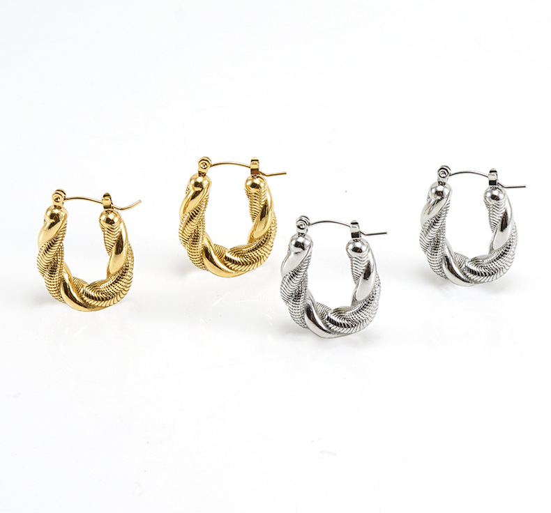 Fashion U Shape Titanium Steel Plating Hoop Earrings 1 Pair display picture 3