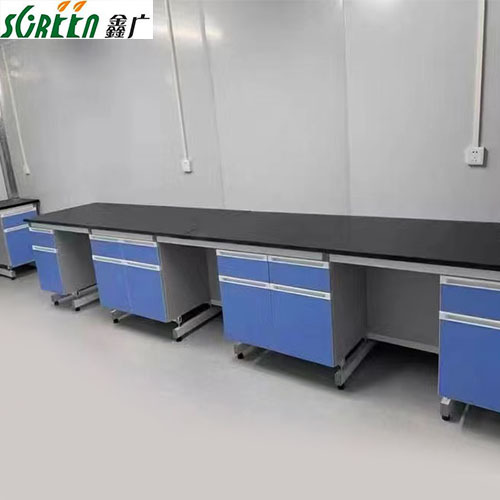 ɽ��Ϋ�������ұ�̨ʵ�����豸��ľʵ��̨����