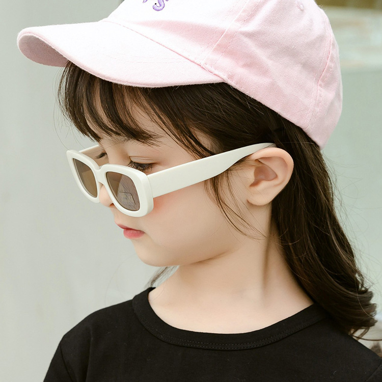 Quadratische Kinder Sonnenbrille Neue Jungen Und Mädchen Mode Baby Sonnenbrille Uv-schutz Sonnencreme display picture 12