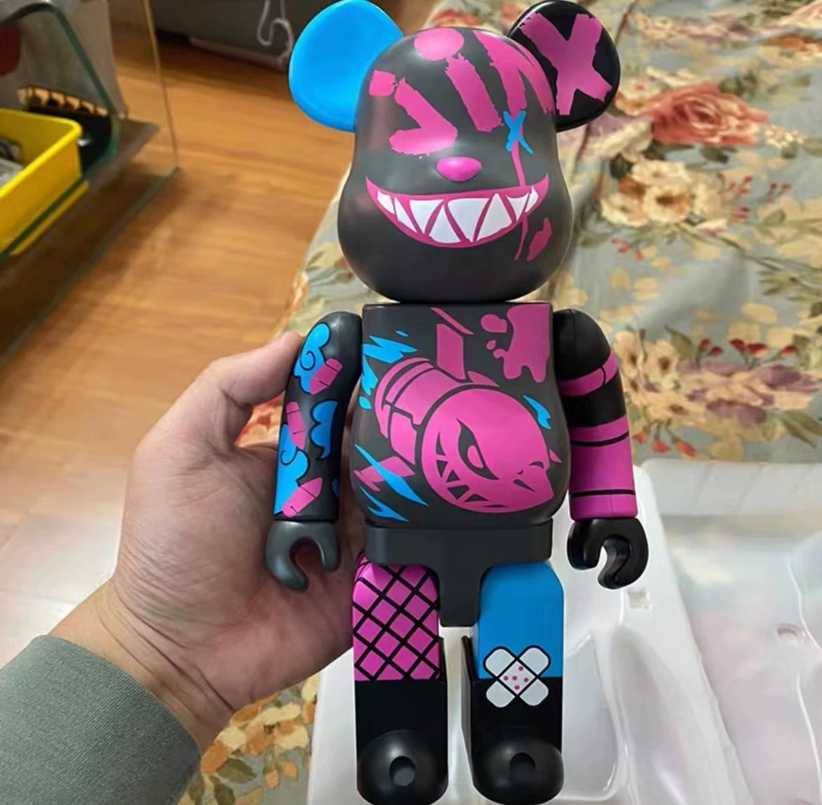 Bearbrick 400% Violent Xiong Fan Gogh — фигура «Подсолнух», кролик, звезда, луна, поверхностный трендовый дизайн