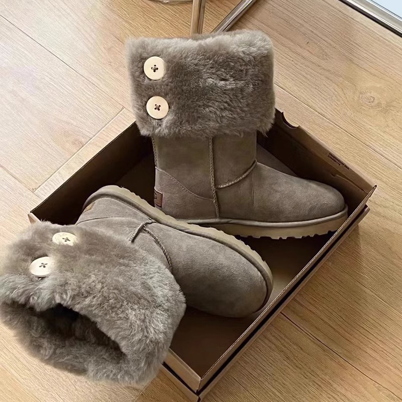 2023 winter new Europe and the United States hot button two wear snow boots female sheep fur one velvet inside warm mid-calf boots_voghion.com