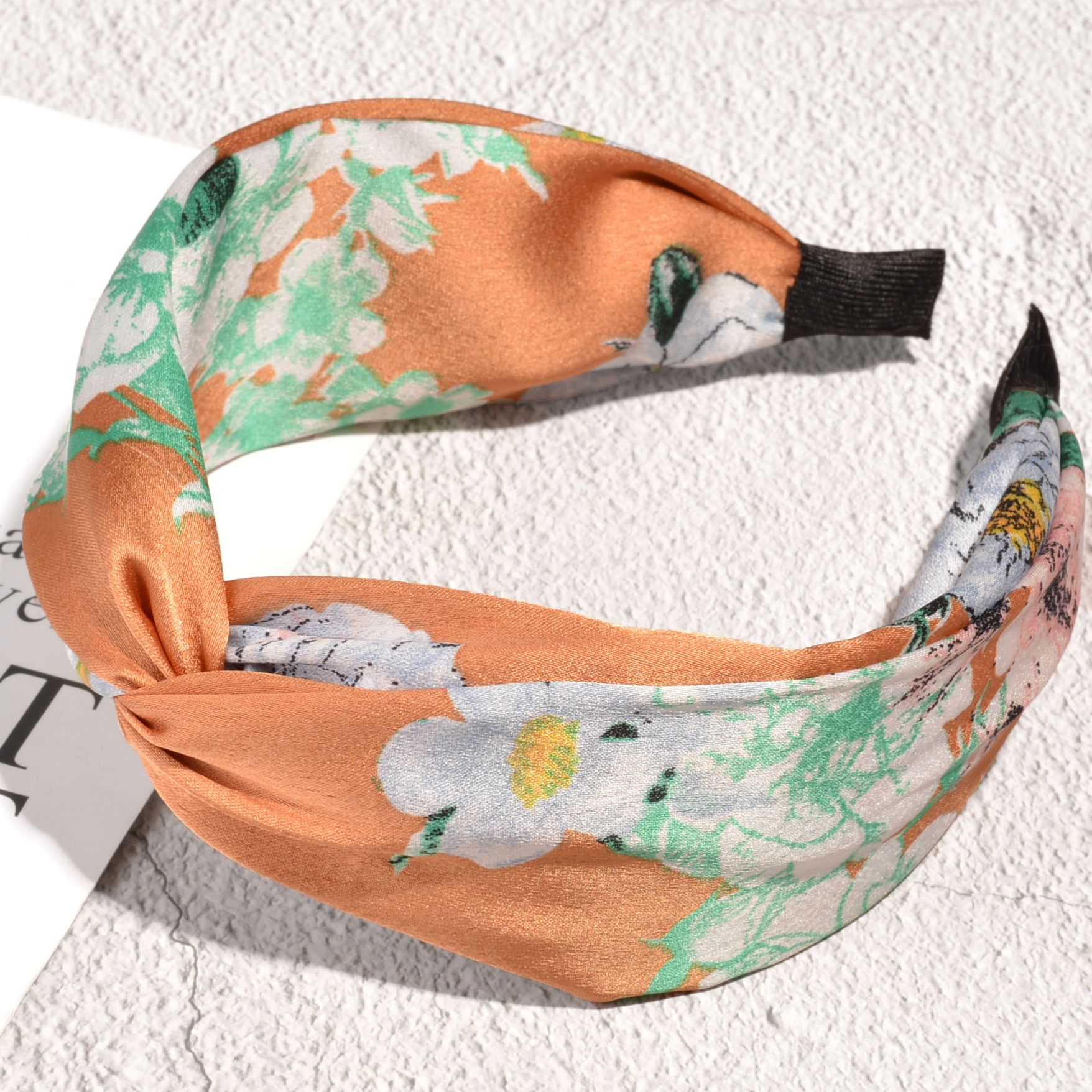 Korean Floral Wide-brimmed Headband display picture 10