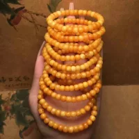 1688满蜜蜜蜡批发_天然鸡油黄蜜蜡手串货源