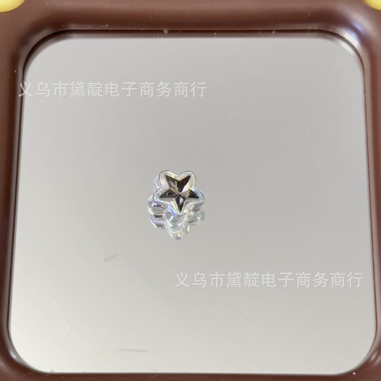 S196 black diamond on white background