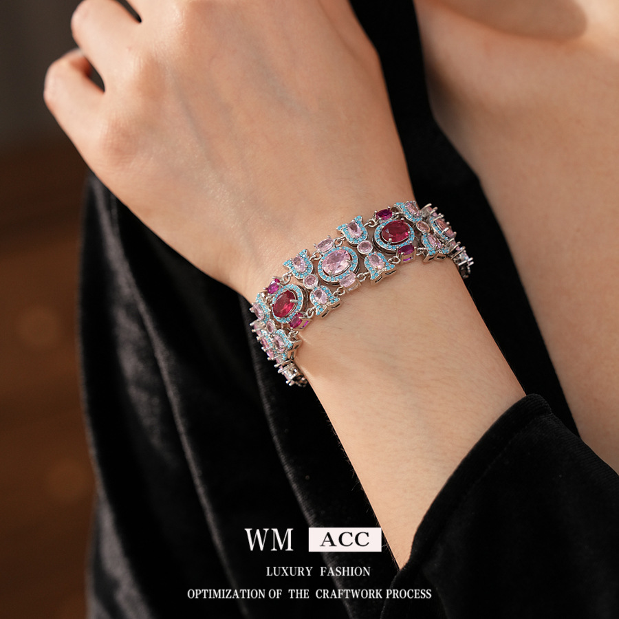 Medieval vintage zircon conjunto de geometría retrógrado sofisticado versátil cortesano estilo de hebilla joyería de nicho de alta calidad