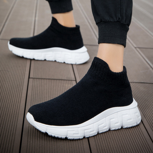 One-Piece Winter and Autumn Oversized Casual Fleece Mid-Center Sports Shoes for Women, Soft Sole Lightweight Socks Shoes for Men