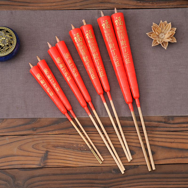 Red candles for home worship of Buddha and ancestors, outdoor use, suitable for Mid-Autumn Festival and Chinese New Year, large and thick red candles