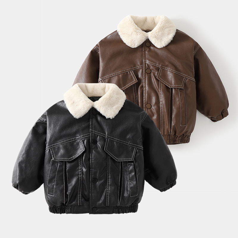 New stylish and warm winter coat for toddlers and infants, featuring fleece lining.