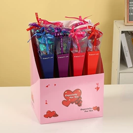 玻璃工艺品;场地布置道具;鲜花花艺制品