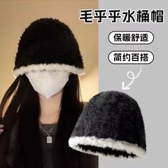 ぬいぐるみの漁師帽の女性秋冬2024の新しい顔を見せた小さなニットの盆帽の小さな香りの冬の保温バケツの帽子