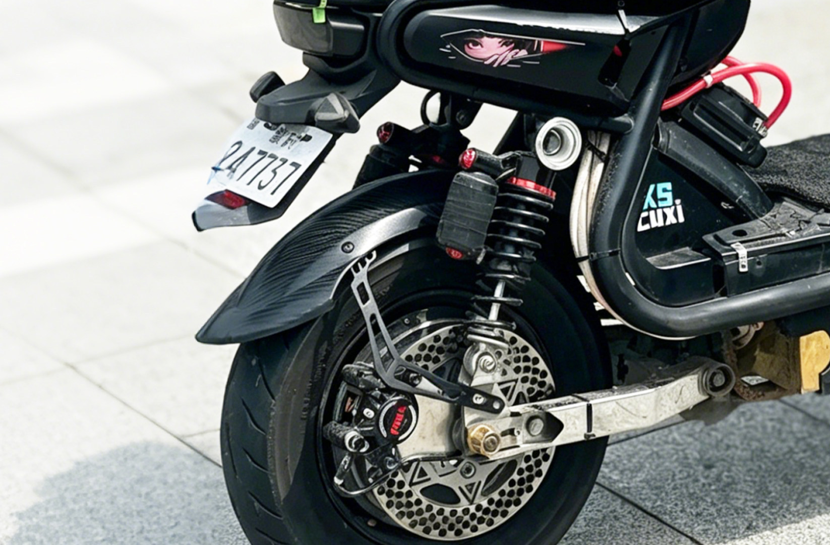 Electric Scooter Rear Wheel Mudguard Thickened Water Shield Suitable for Niu Uqi, Plastic Wear-Resistant Modified Universal Rear Mudguard
