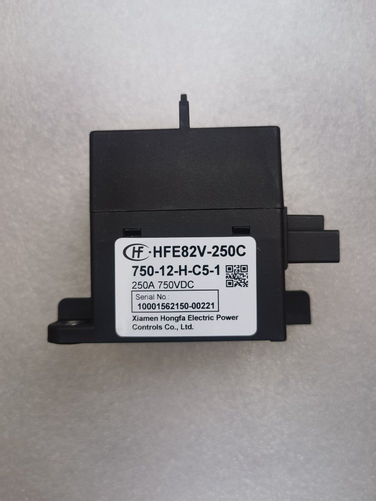 宏发新能源汽车接触器HFE82V-250C 750-12-H-C5-1 750V250A继电器