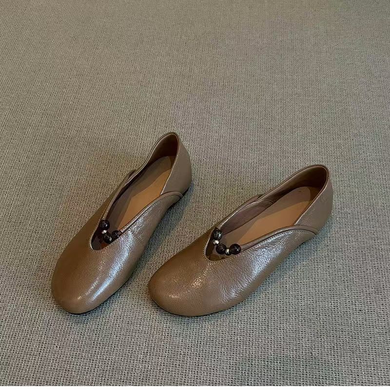 2026 dos zapatos de una sola mujer primavera y verano nuevos zapatos Mary Jane con suela plana de moda universal zapatos de beans con cuentas planas