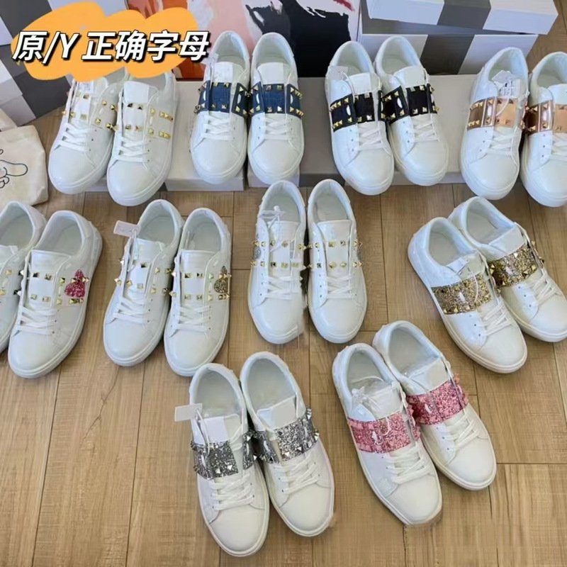 V Brand Studded White Sneakers for Women 2026 Classic All-Season Versatile Fashion Height-Increasing Sneakers Couple Casual Sports Shoes V Brand Studded White Sneakers for Women 2026 Classic All-Season Versatile Fashion Height-Increasing Sneakers Couple Casual Sports Shoes