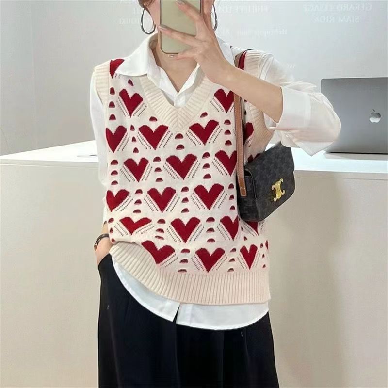 Love Knitted Vest for Women Autumn and Winter 2025 New Design Preppy Style Spring & Fall Outer Sweater Vest Trend