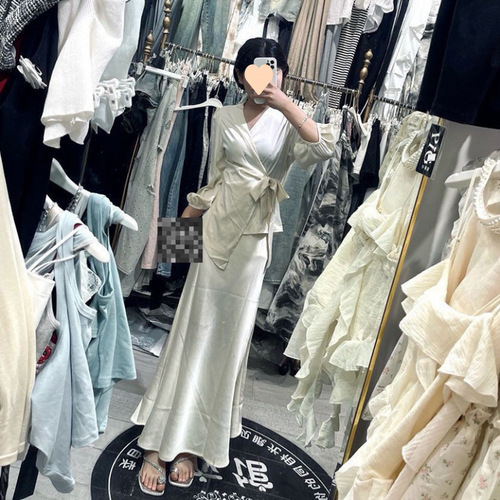 French neck strap satin shirt for women in spring and summer waist to show slimming design temperament shirt niche light mature top