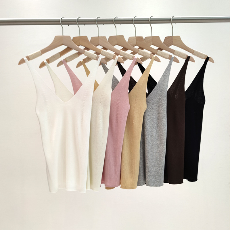 Spring and Summer V-Neck Lyocell Tencel Knit Camisole Solid Color Versatile Sleeveless Knit Top Simple Style Vest Spring and Summer V-Neck Lyocell Tencel Knit Camisole Solid Color Versatile Sleeveless Knit Top Simple Style Vest