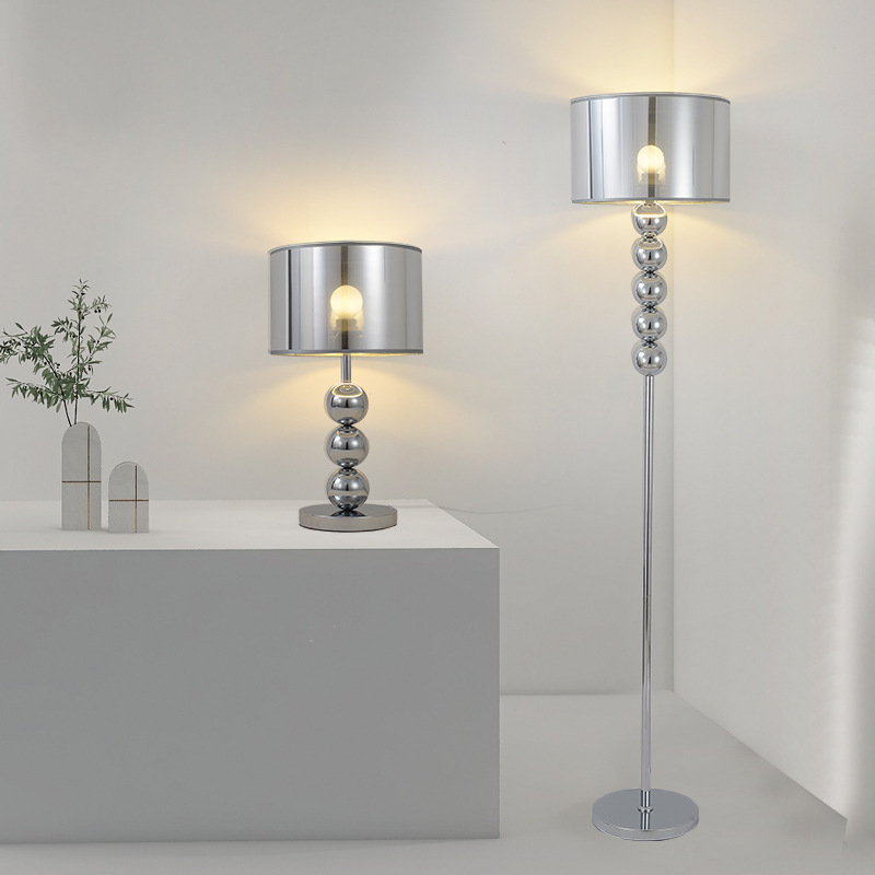 Fashionable and Creative Post-Modern Table Lamp, Simple Floor Lamp for Living Room, Bedroom Silver Lampshade, Dimmable Bedside Decoration