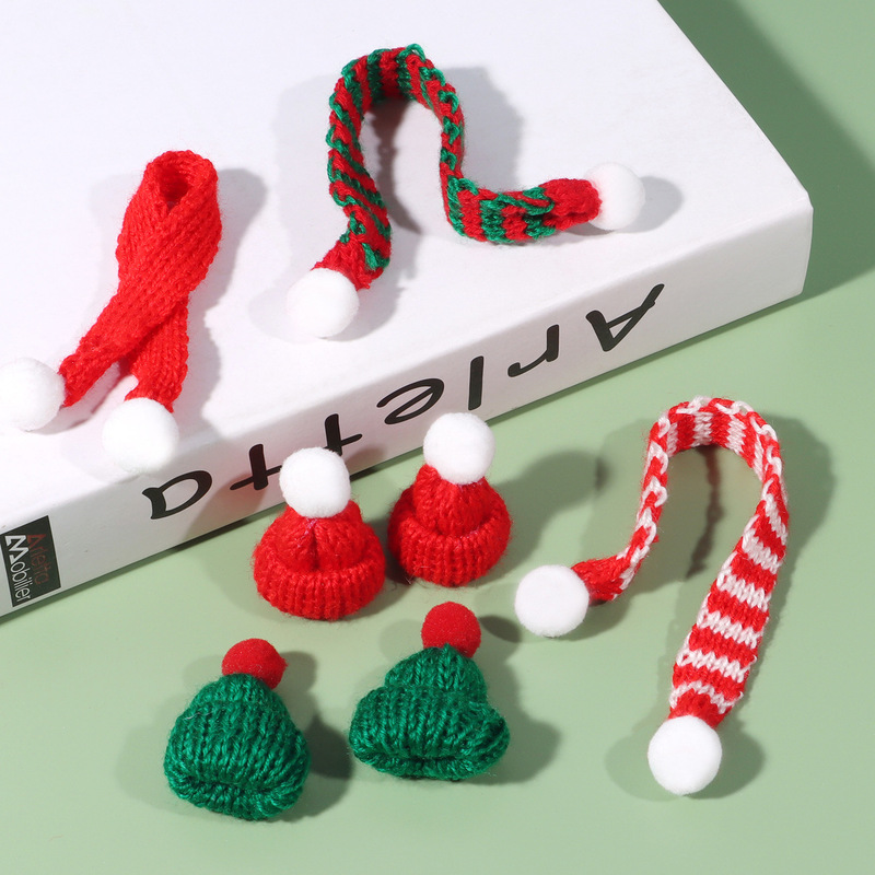 Simple Fashion Mini Knitted Hat Christmas Hat Scarf diy Hair Card Headwear Brooch Jewelry Accessories Wholesale