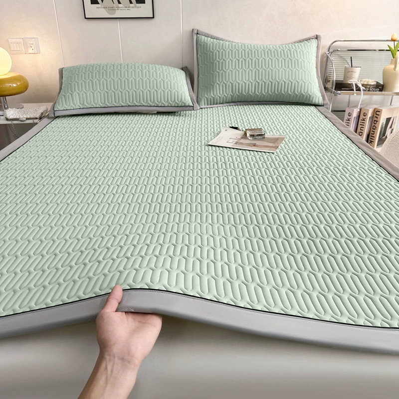 Оптовая продажа, крутой шелковый латексный мягкий наматрасник, комплект из трех предметов, однотонный наматрасник из ледяного шелка, летний универсальный противоскользящий прохладный наматрасник