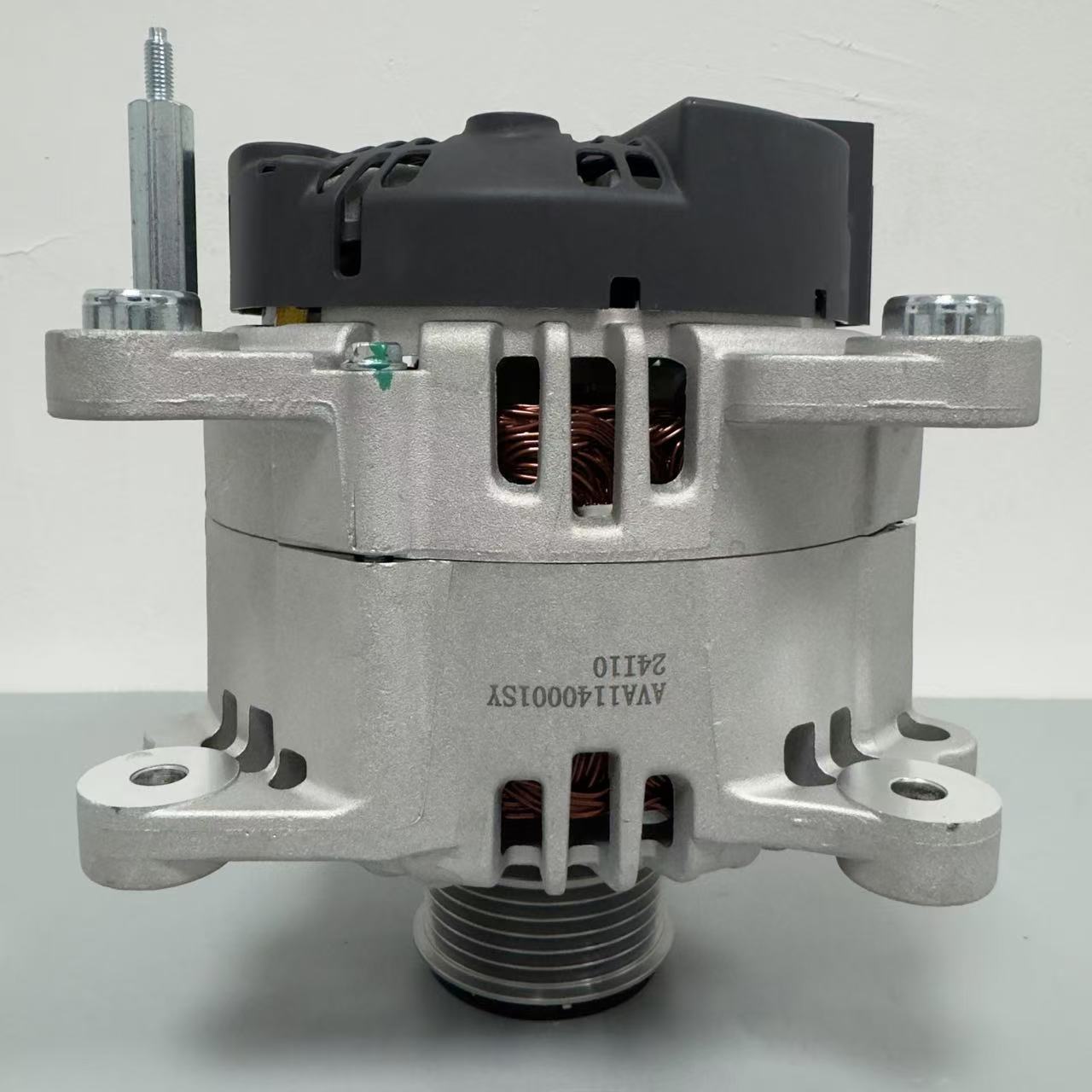 Factory Direct Sales Car Alternator Suitable for Volkswagen 0124525091 0124525092 0124525525