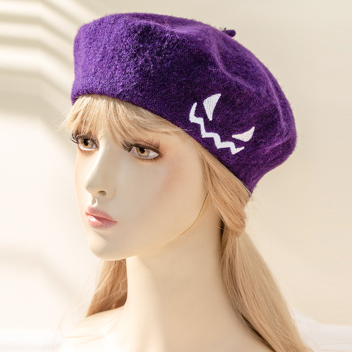 Women's Fashion Geometric Embroidery Beret Hat display picture 5